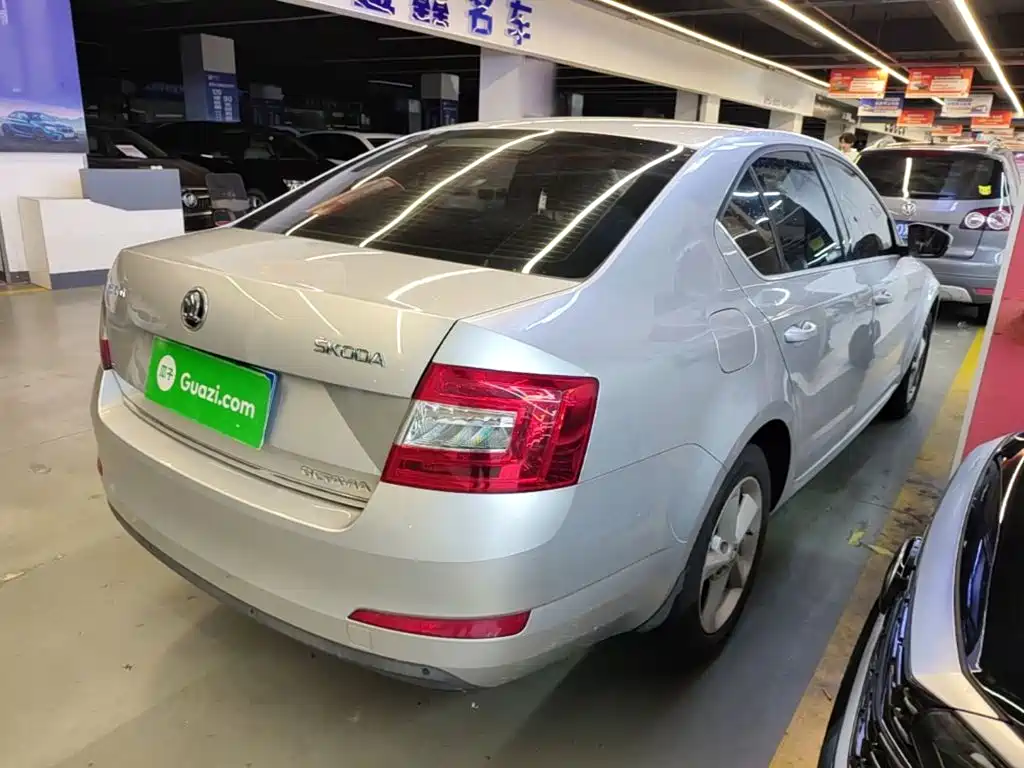 Skoda Octavia — миниатюра 7