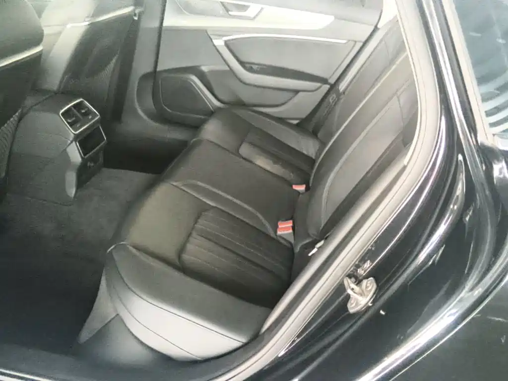 Audi A6L — миниатюра 17
