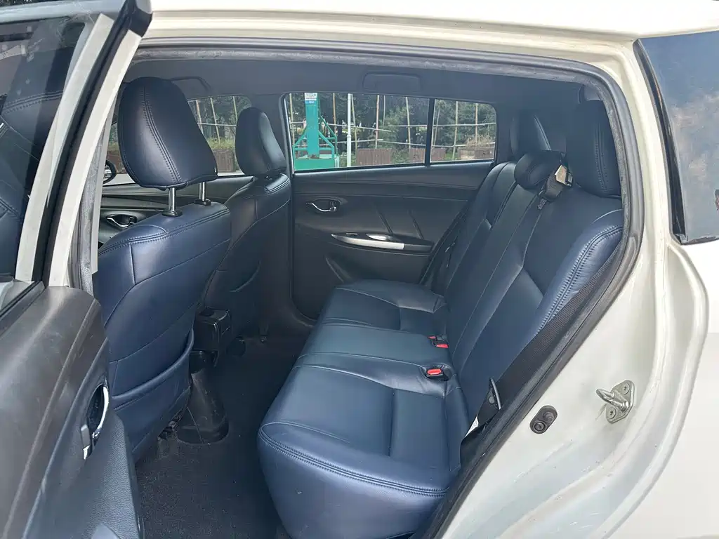 Toyota Yaris L — миниатюра 14