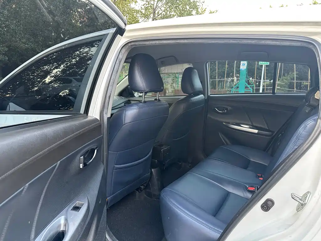 Toyota Yaris L — миниатюра 22
