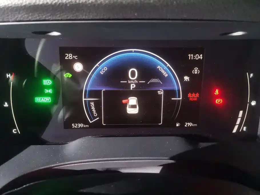 Toyota Camry — миниатюра 14