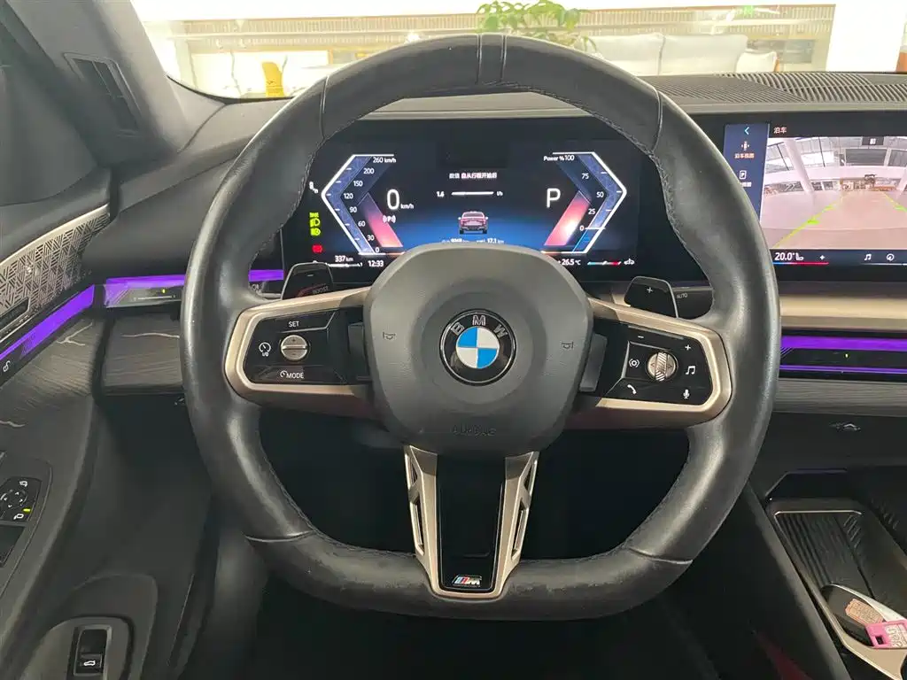BMW 5 Series — миниатюра 14