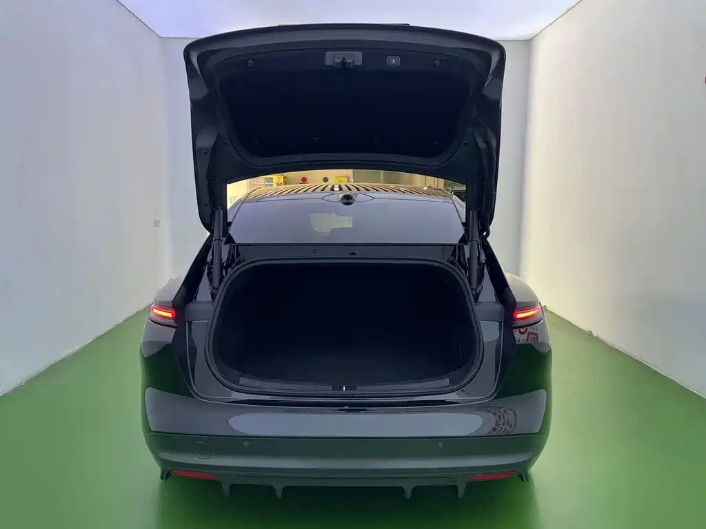 NIO ET5 — миниатюра 9