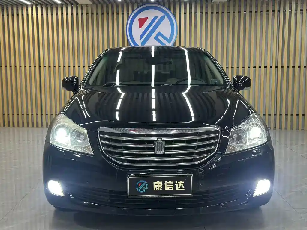 Toyota Crown — миниатюра 2