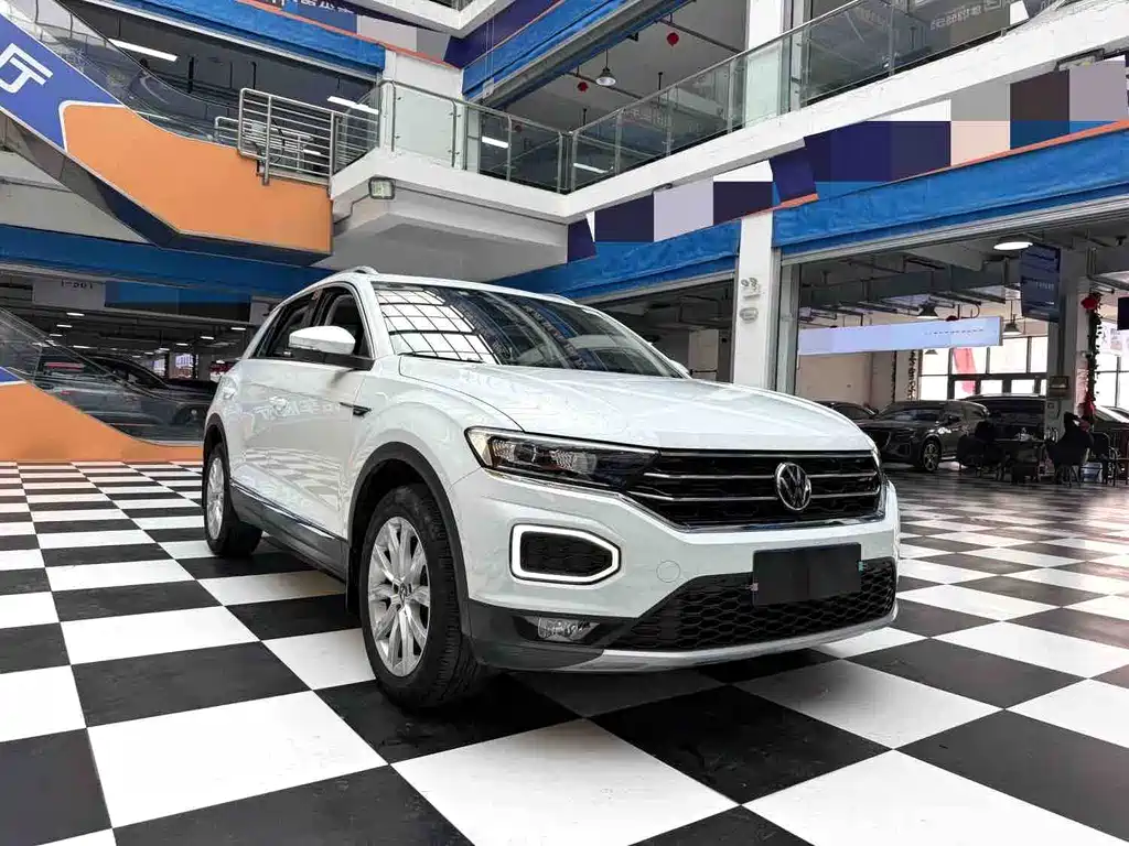 Volkswagen T-Roc — миниатюра 3