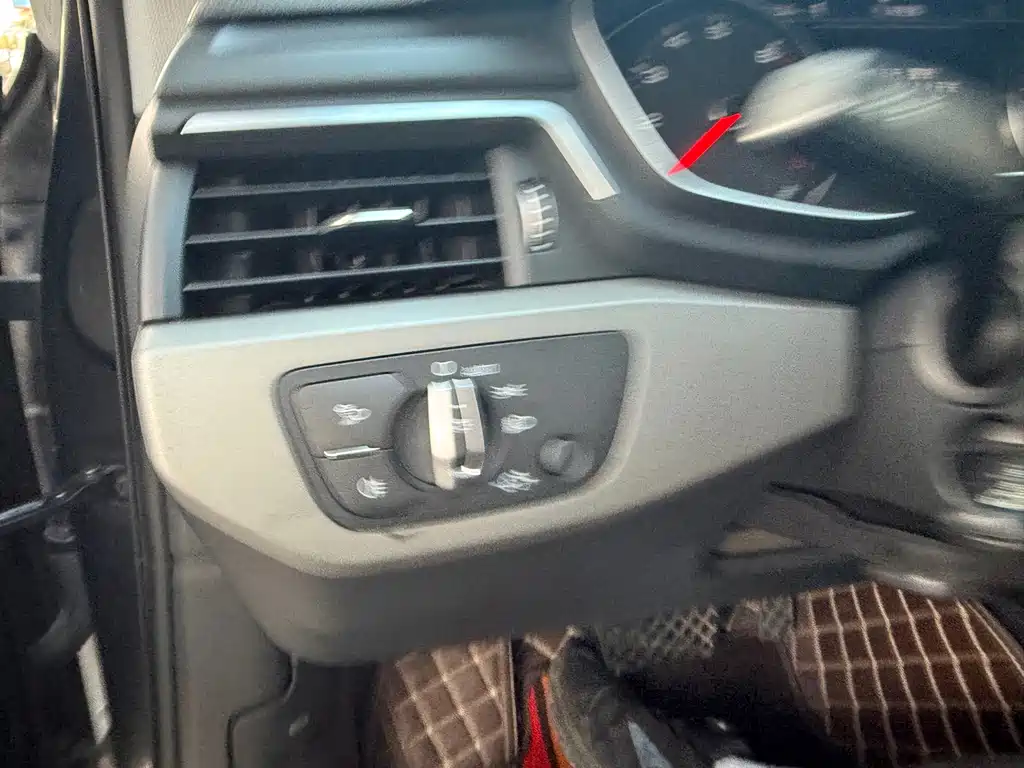 Audi A4L — миниатюра 11