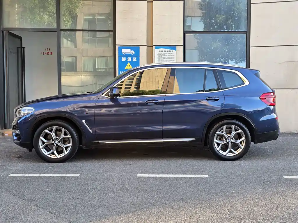 BMW X3 — миниатюра 3