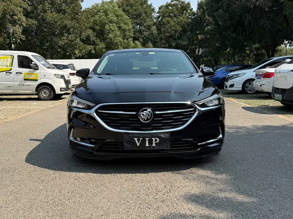 Buick LaCrosse — миниатюра 2