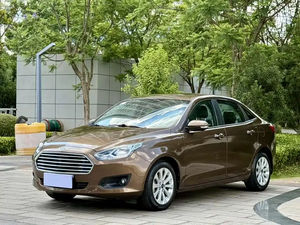 Ford Escort 2018