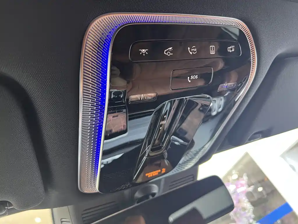 Mercedes-Benz S-Class — миниатюра 13