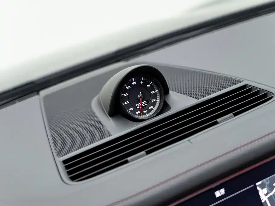 Porsche Panamera — миниатюра 27