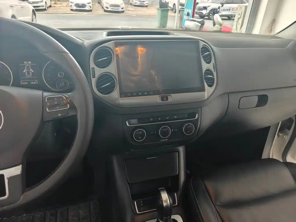 Volkswagen Tiguan — миниатюра 6