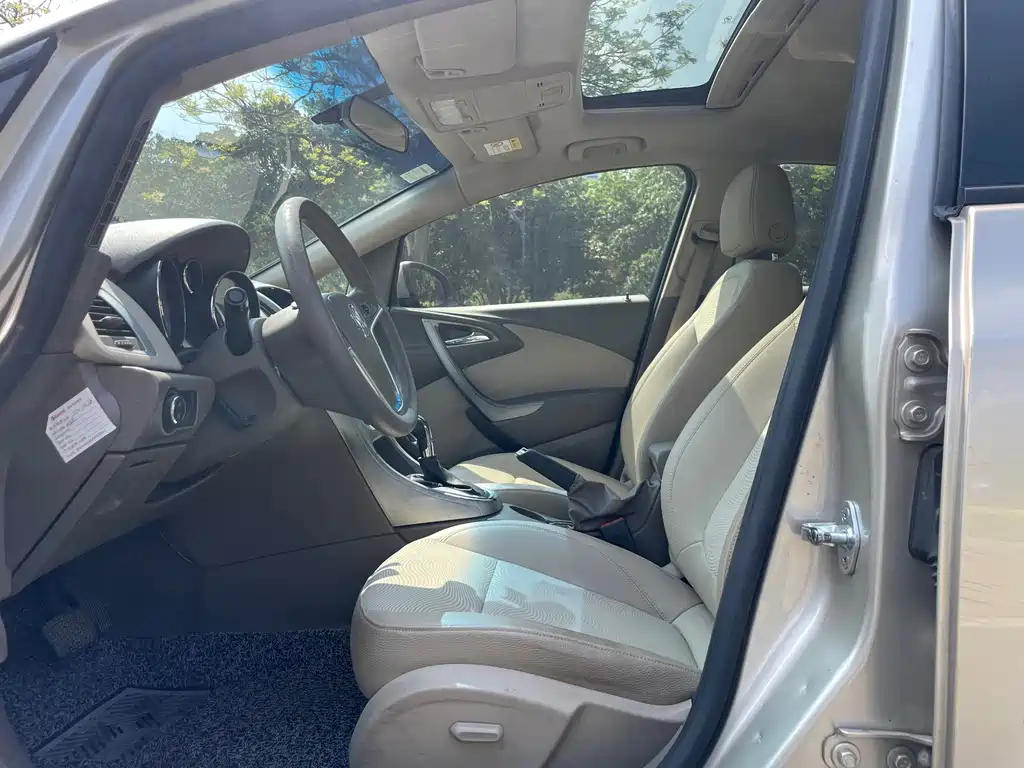 Buick Excelle — миниатюра 4