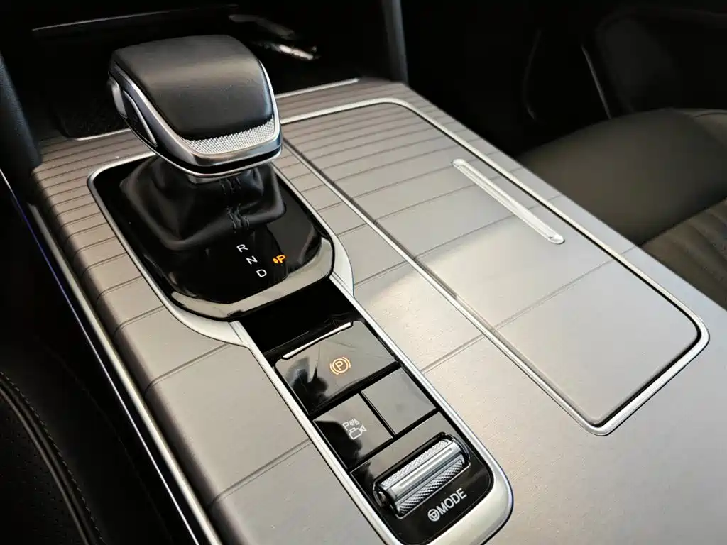 Hongqi HONGQI HS7 PHEV