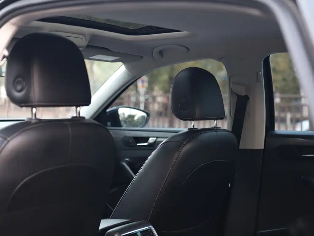 Volkswagen Passat — миниатюра 21