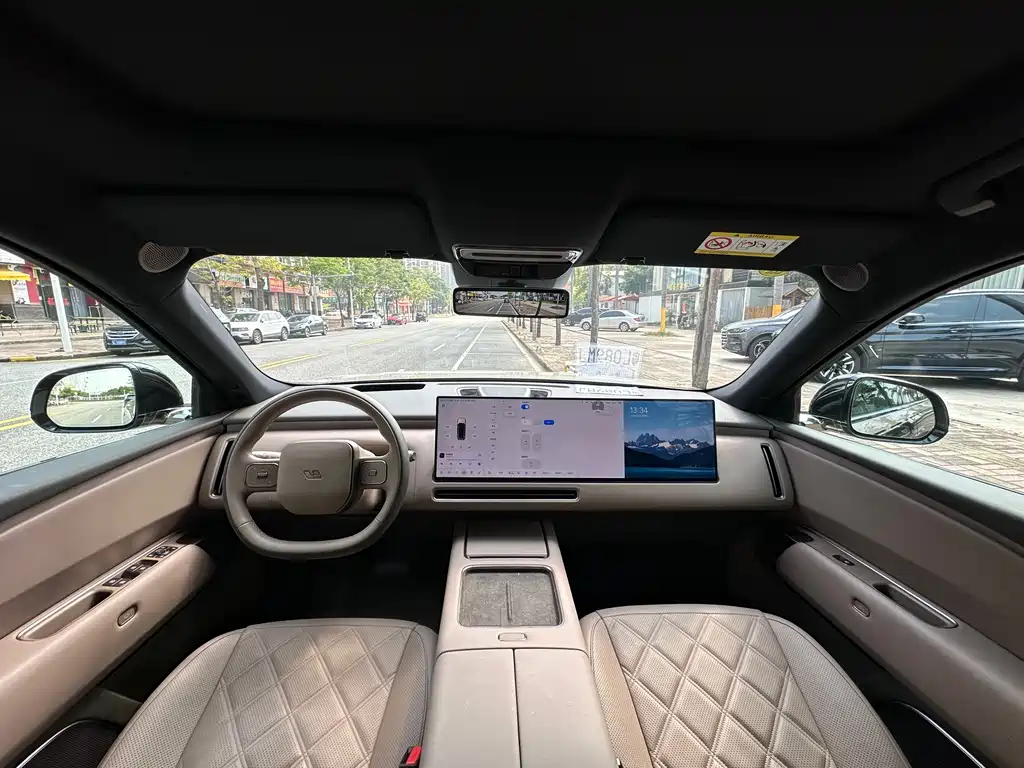 Li Auto Li L9 — миниатюра 3