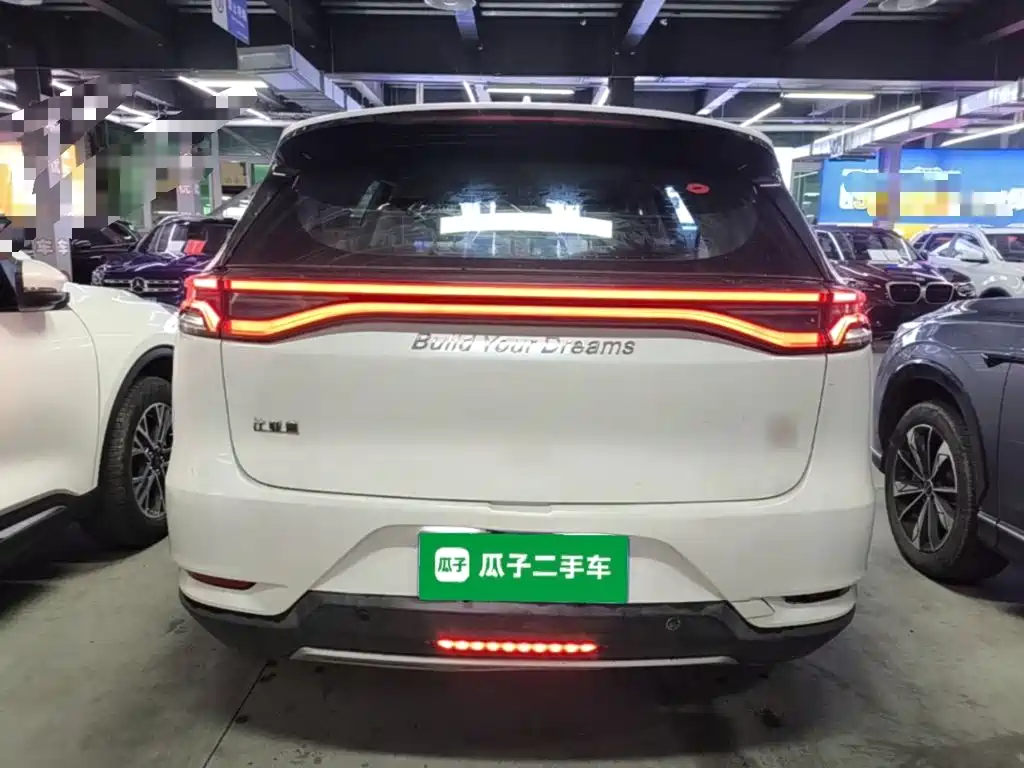 BYD Tang — миниатюра 6