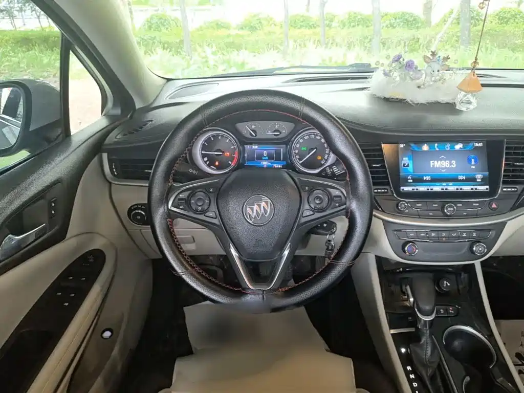 Buick Verano — миниатюра 11