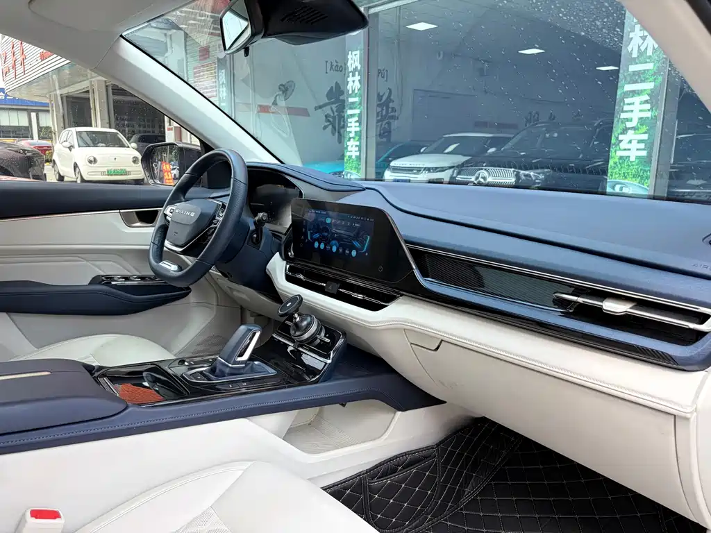 Wuling Victory — миниатюра 15