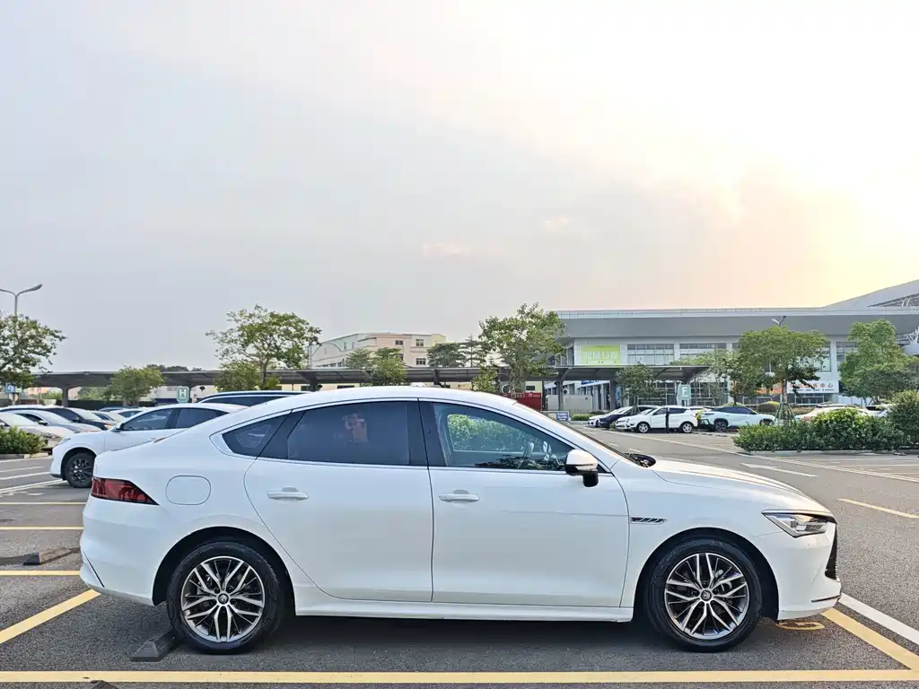 BYD Qin PLUS — миниатюра 5