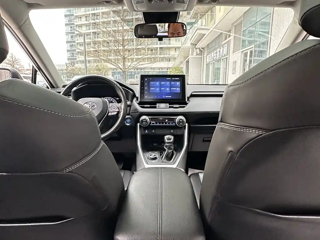 TOYOTA RAV4 RONGFANG