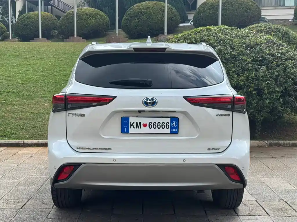 Toyota Highlander — миниатюра 7