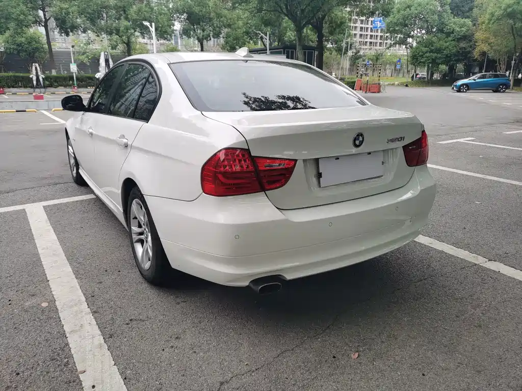 BMW 3 Series (Import) — миниатюра 7