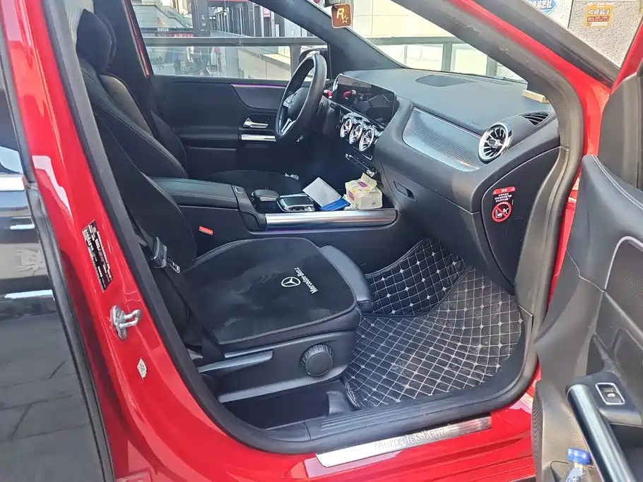 Mercedes-Benz B-Class — миниатюра 8