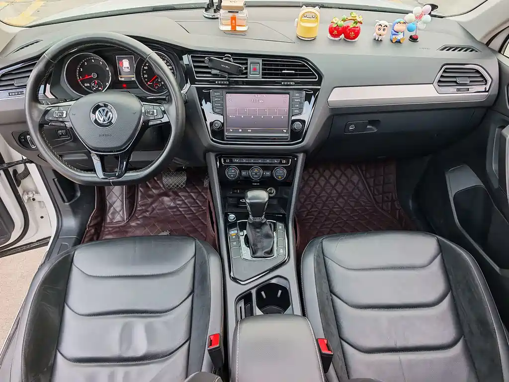 Volkswagen Tiguan L — миниатюра 15