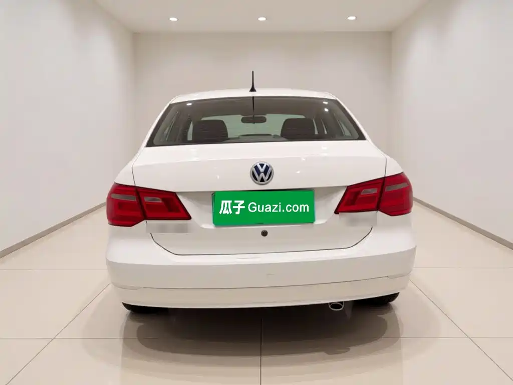 Volkswagen Jetta — миниатюра 5