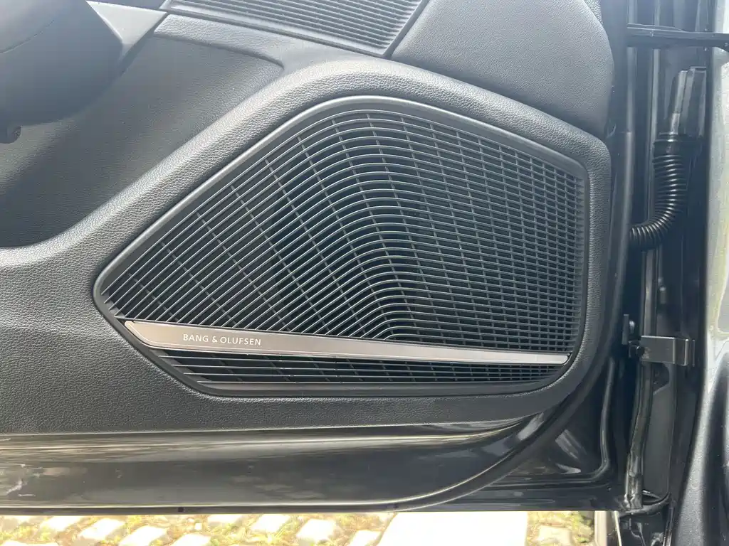 Audi A4L — миниатюра 10