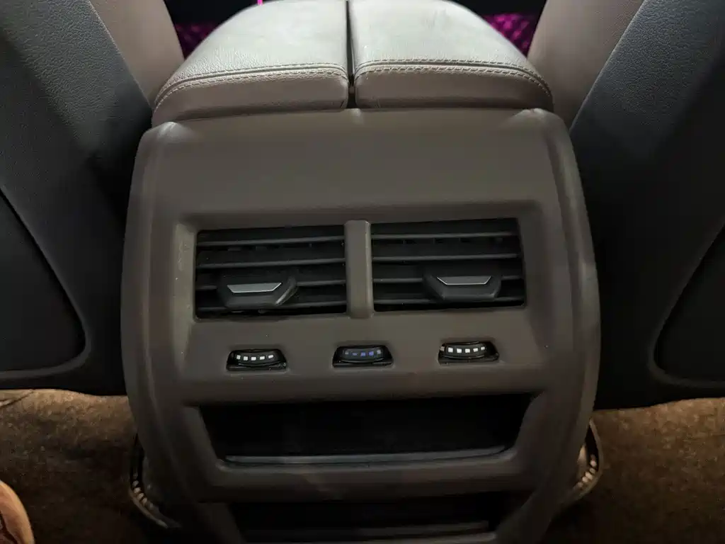 BMW X5 (Import) — миниатюра 22