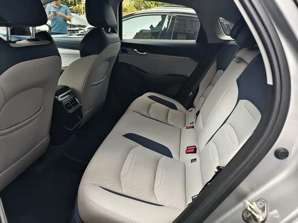 Geely Xingrui — миниатюра 10
