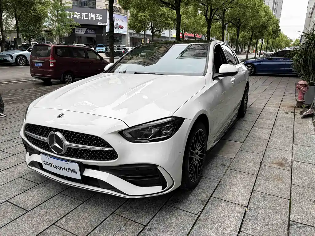 Mercedes-Benz C-Class 2023