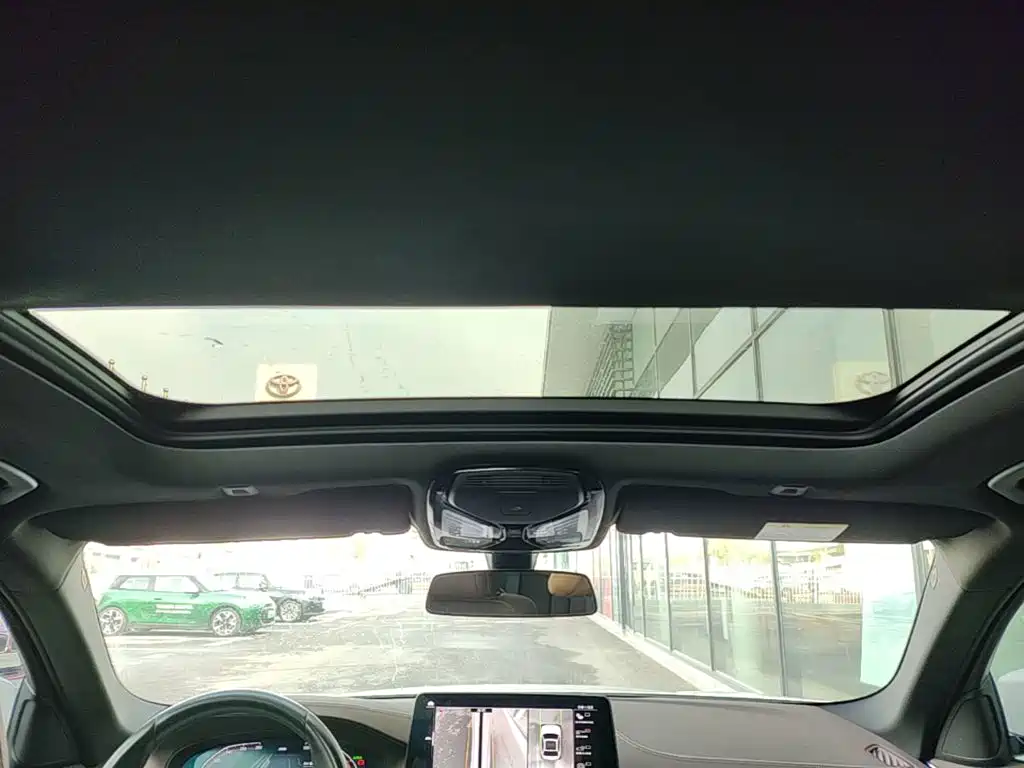 BMW 5 Series — миниатюра 18