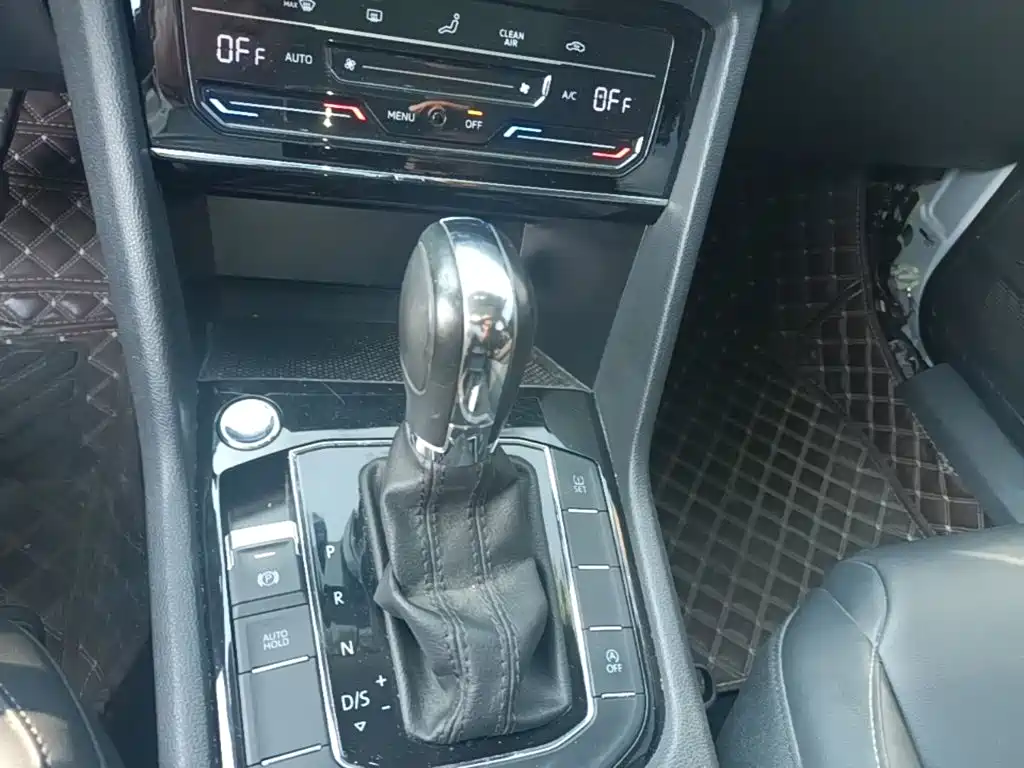 Volkswagen Tharu — миниатюра 14