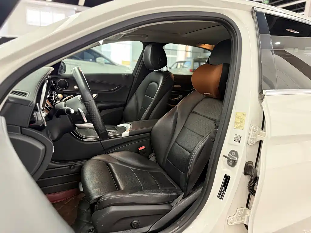Mercedes-Benz C-Class — миниатюра 10
