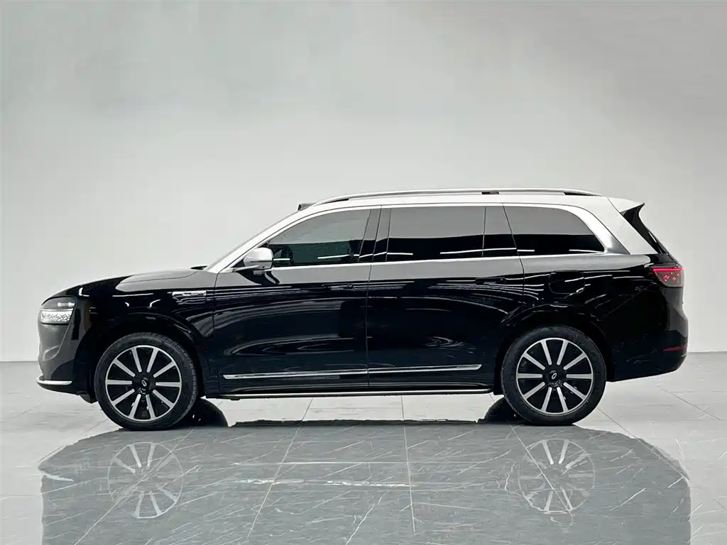 AITO ASK THE WORLD M9