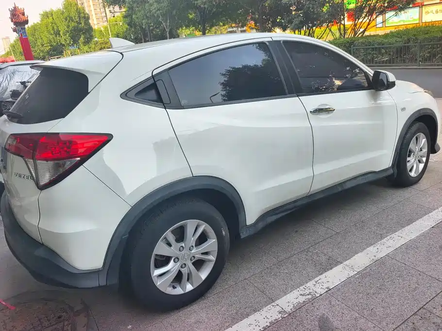 Honda Vezel — миниатюра 3