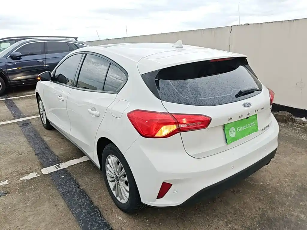Ford Focus — миниатюра 5