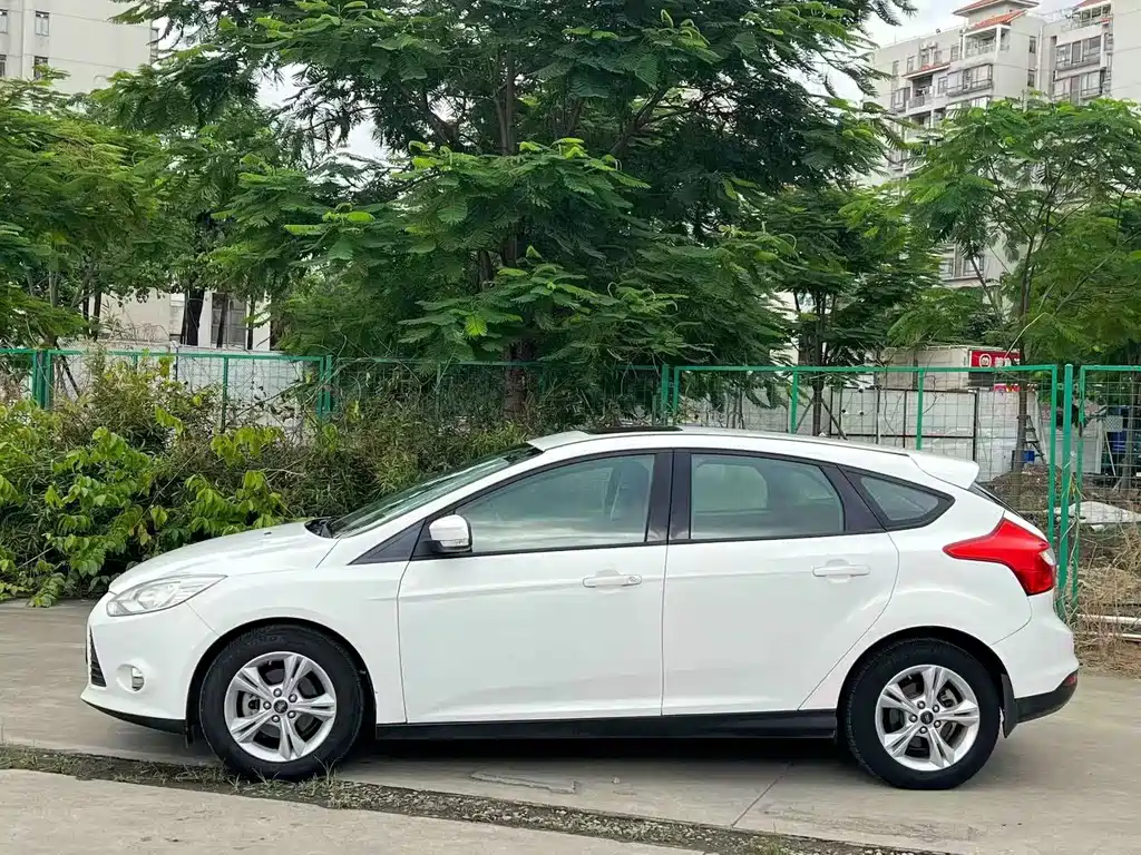 Ford Focus — миниатюра 3