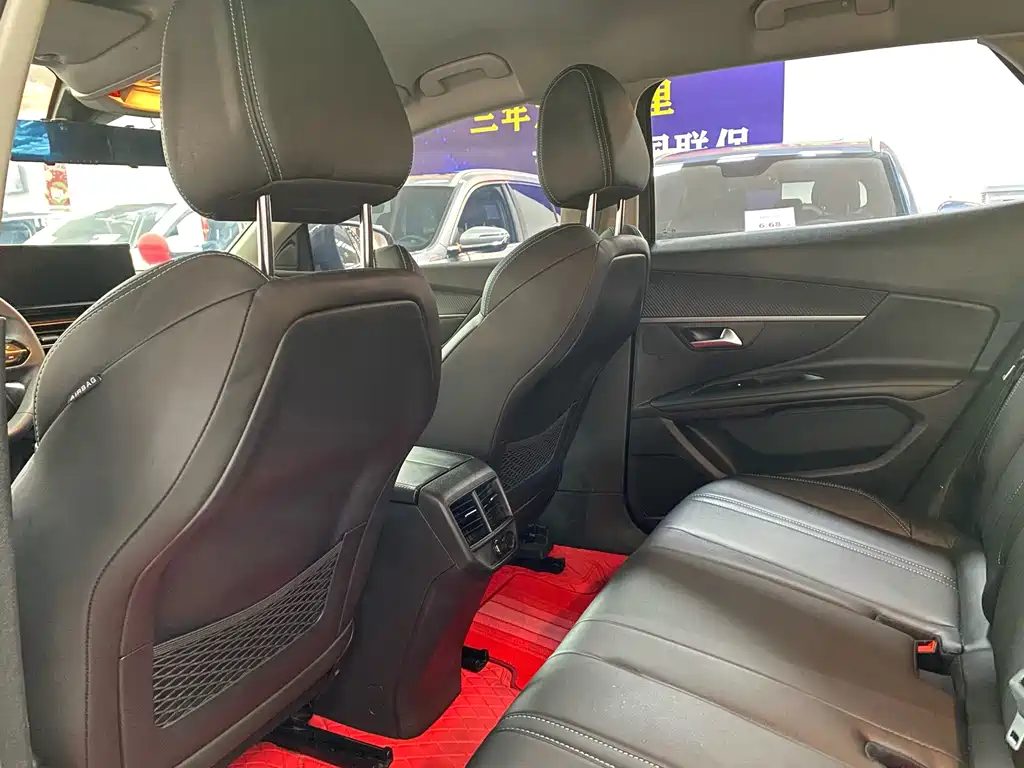 Peugeot 4008 — миниатюра 5