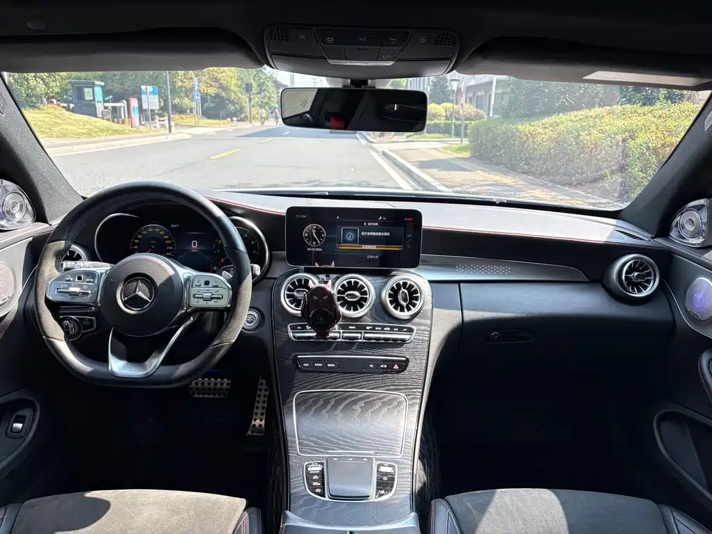Mercedes-Benz C-Class (Import) — миниатюра 13