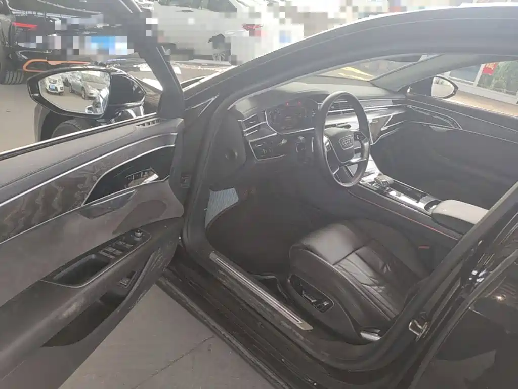 Audi A8 — миниатюра 16