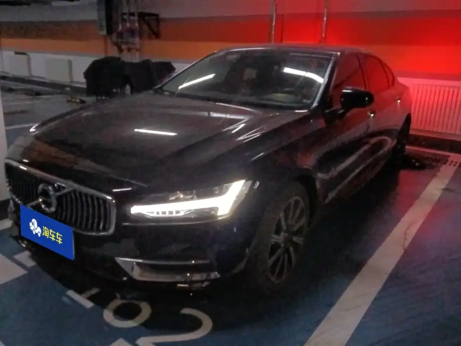 Volvo S90 2019