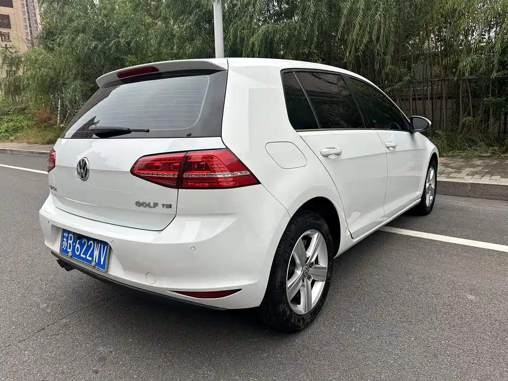 Volkswagen Golf 2015 1.4TSI AT Comfort