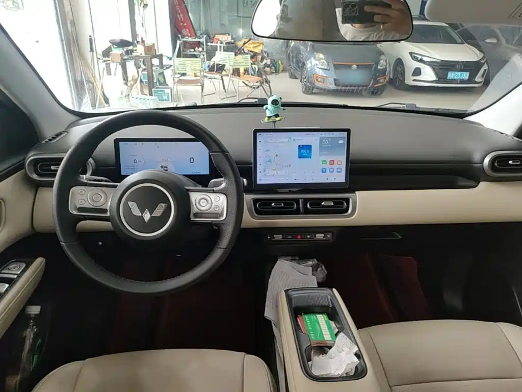 Wuling BinguoPLUS PLUS 2024 330km мест