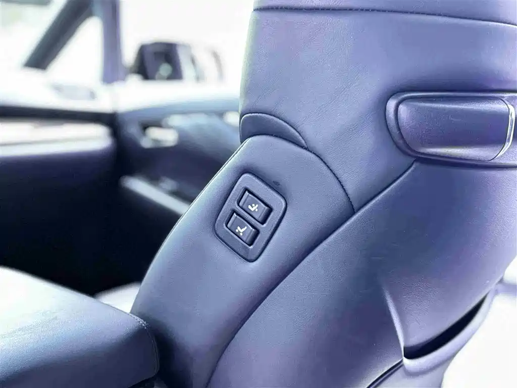 Toyota Alphard — фотографии объявления, Фото 17