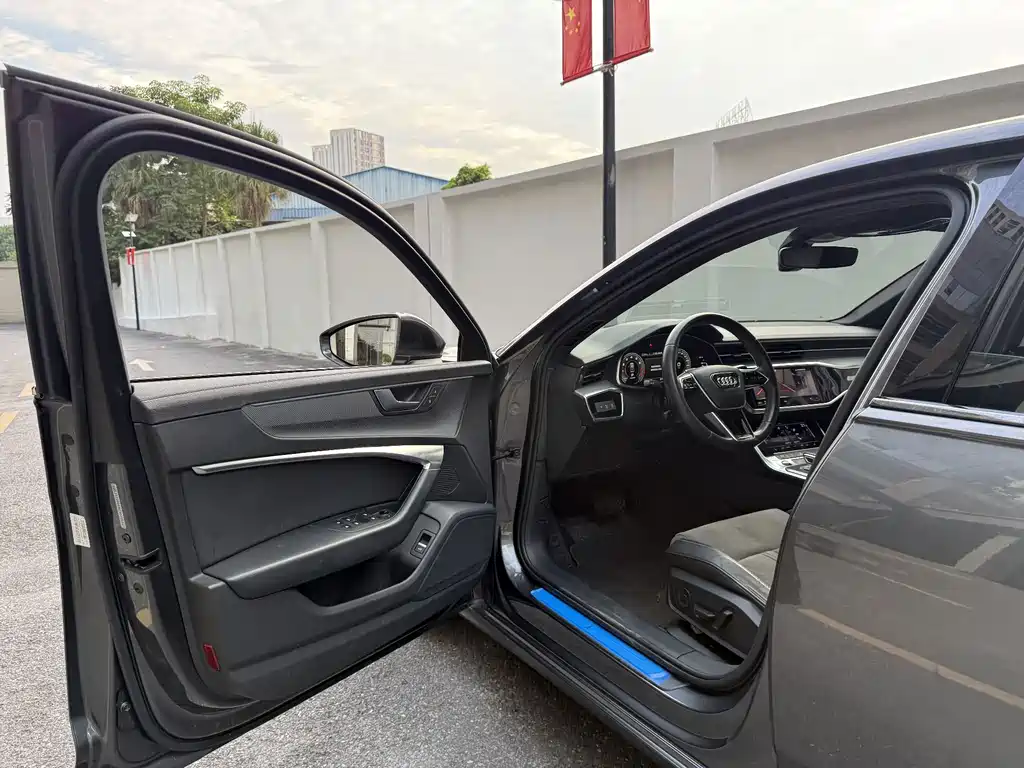 Audi A6L — миниатюра 8