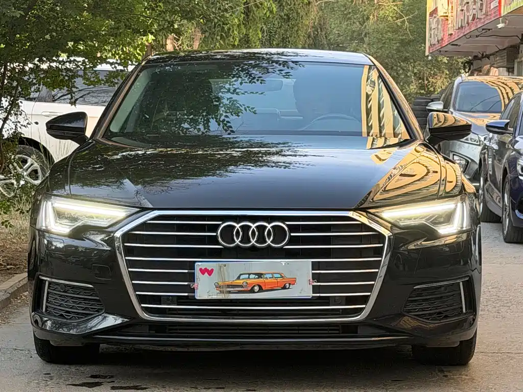 Audi A6L 2022 40 TFSI Luxury